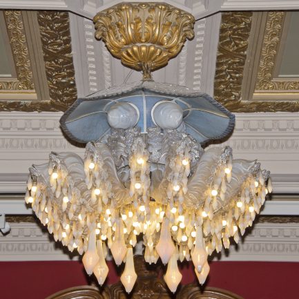 50_Lustre-méduse-de-C_A_Roux_M_Dagnino